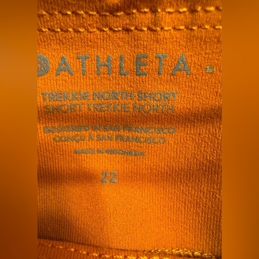 NWT Athleta Women's Athletic Shorts in Rich Orange - Picture 6 of 10